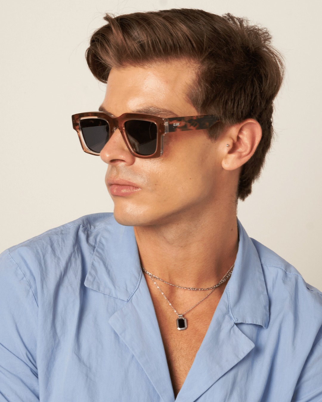 EYEWEAR