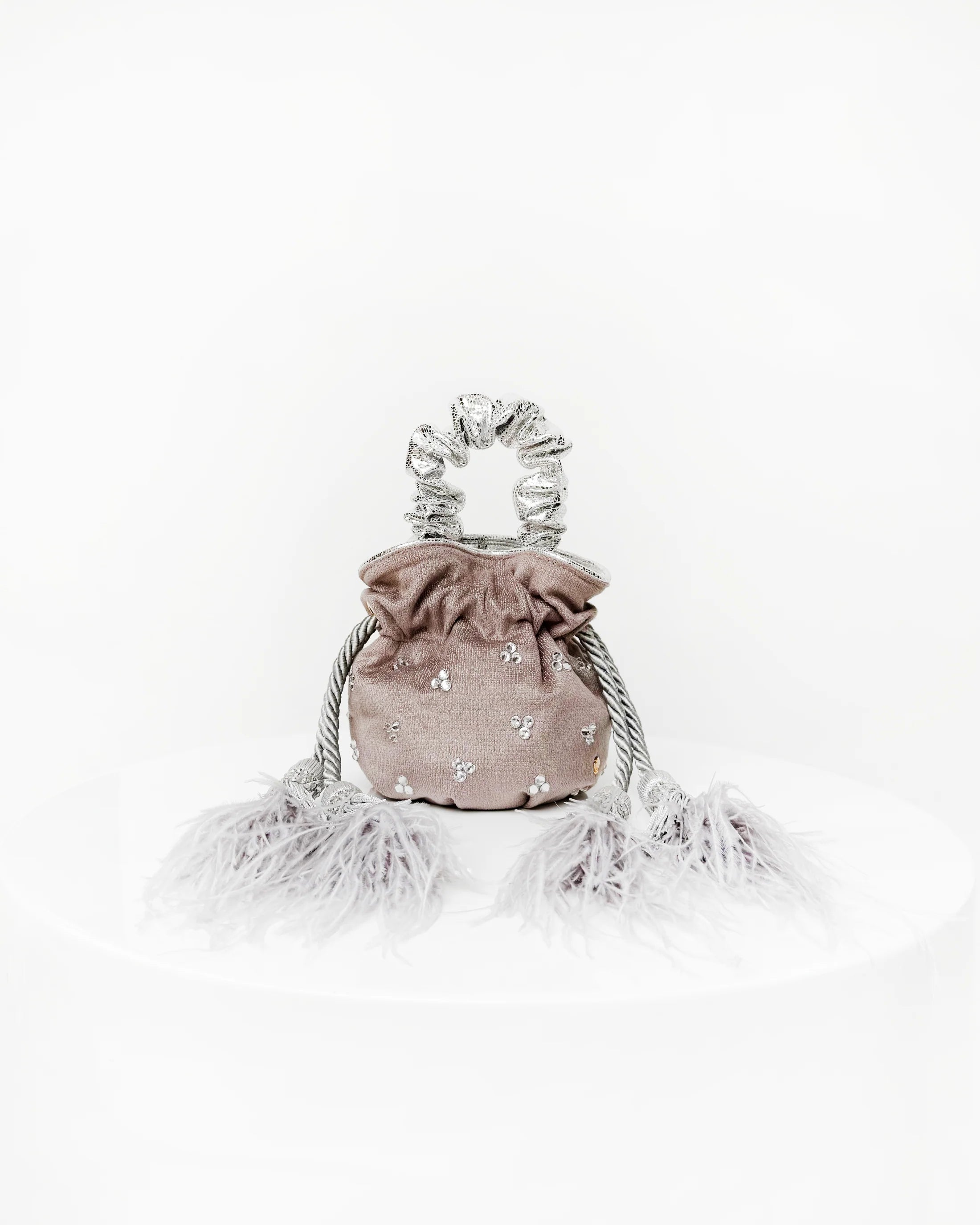 LA REINE FEATHER MINI