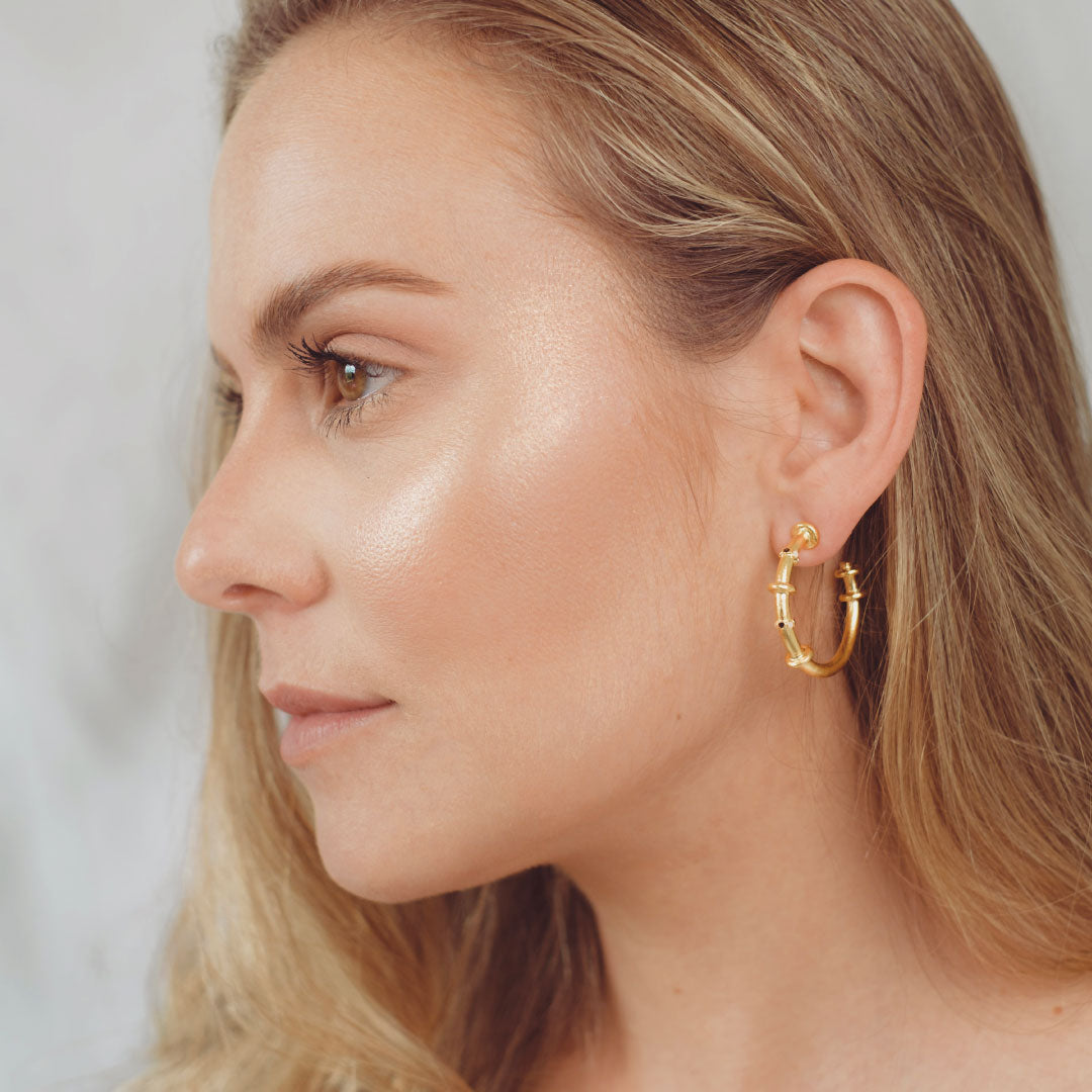 BIANCA M AROS